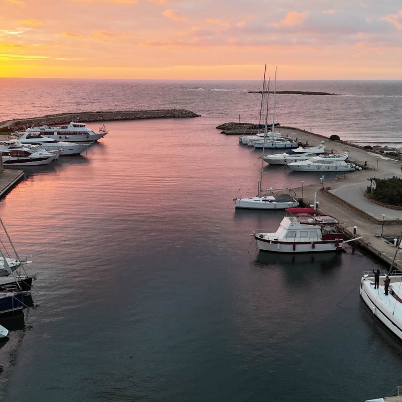 Cerdeña. Catamarán