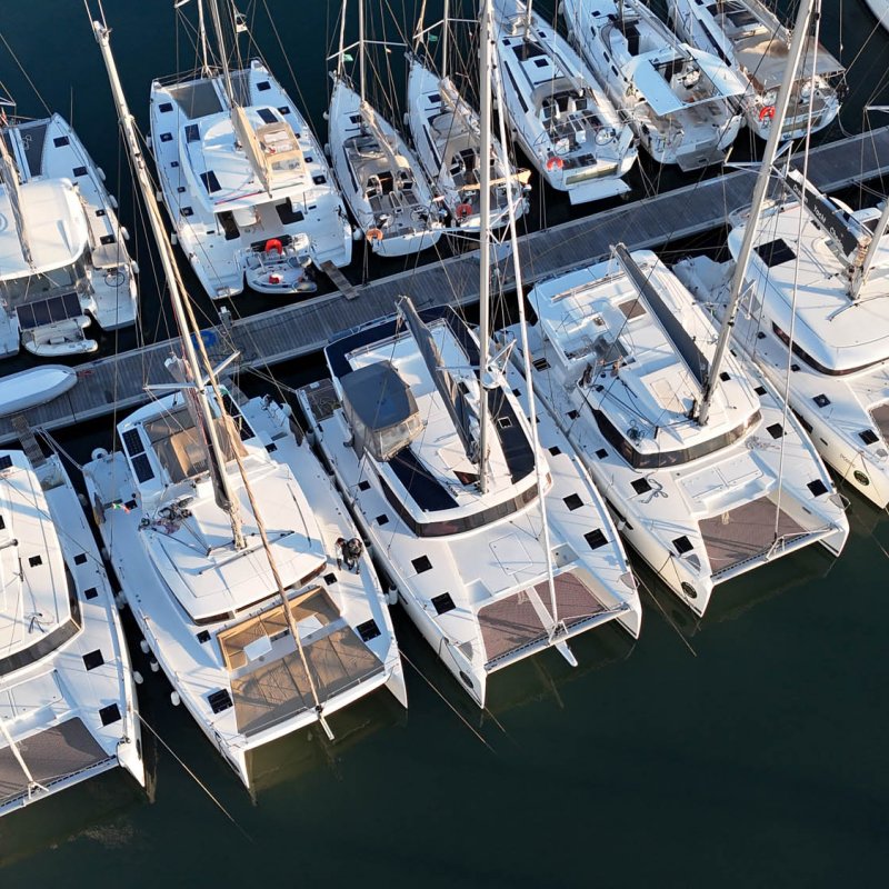 Cerdeña. Catamarán