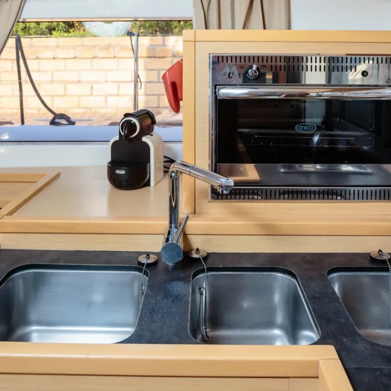 Sicilia y las Islas Eólicas. Catamarán de vela 40 de pies. Septiembre 2026.