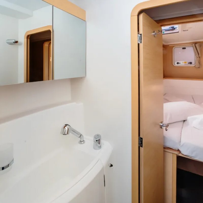 Sicilia y las Islas Eólicas. Catamarán de vela 40 de pies. Septiembre 2026.