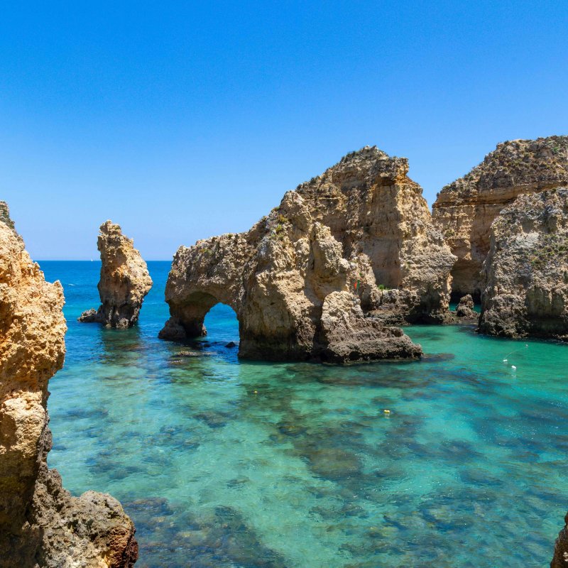 Ayamonte y Algarve: sur de Portugal. Catamarán de 45 pies. Noviembre de 2025.