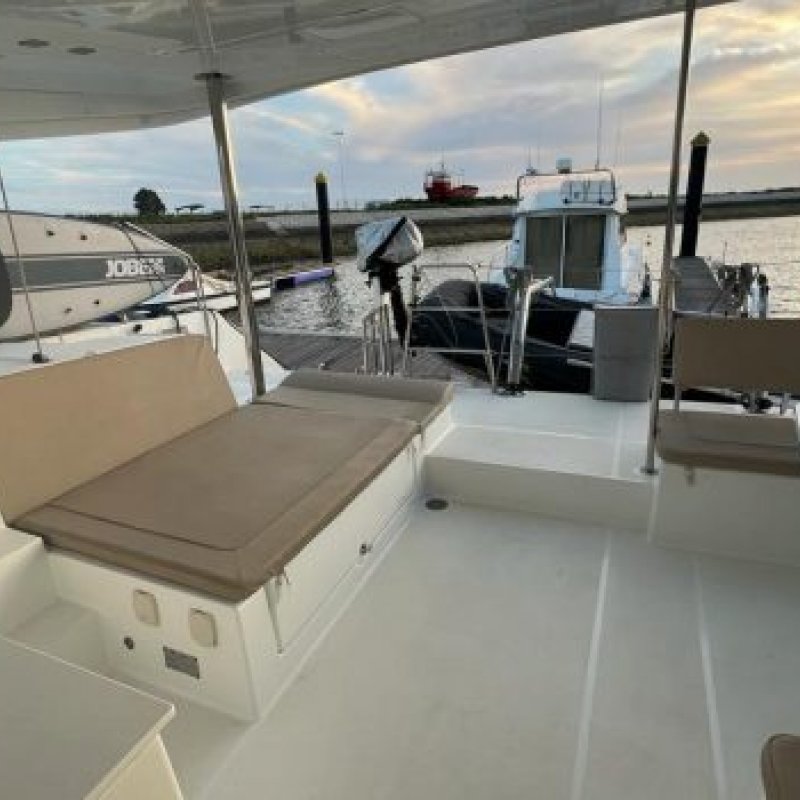 Ayamonte y Algarve: sur de Portugal. Catamarán de 45 pies. Noviembre de 2025.