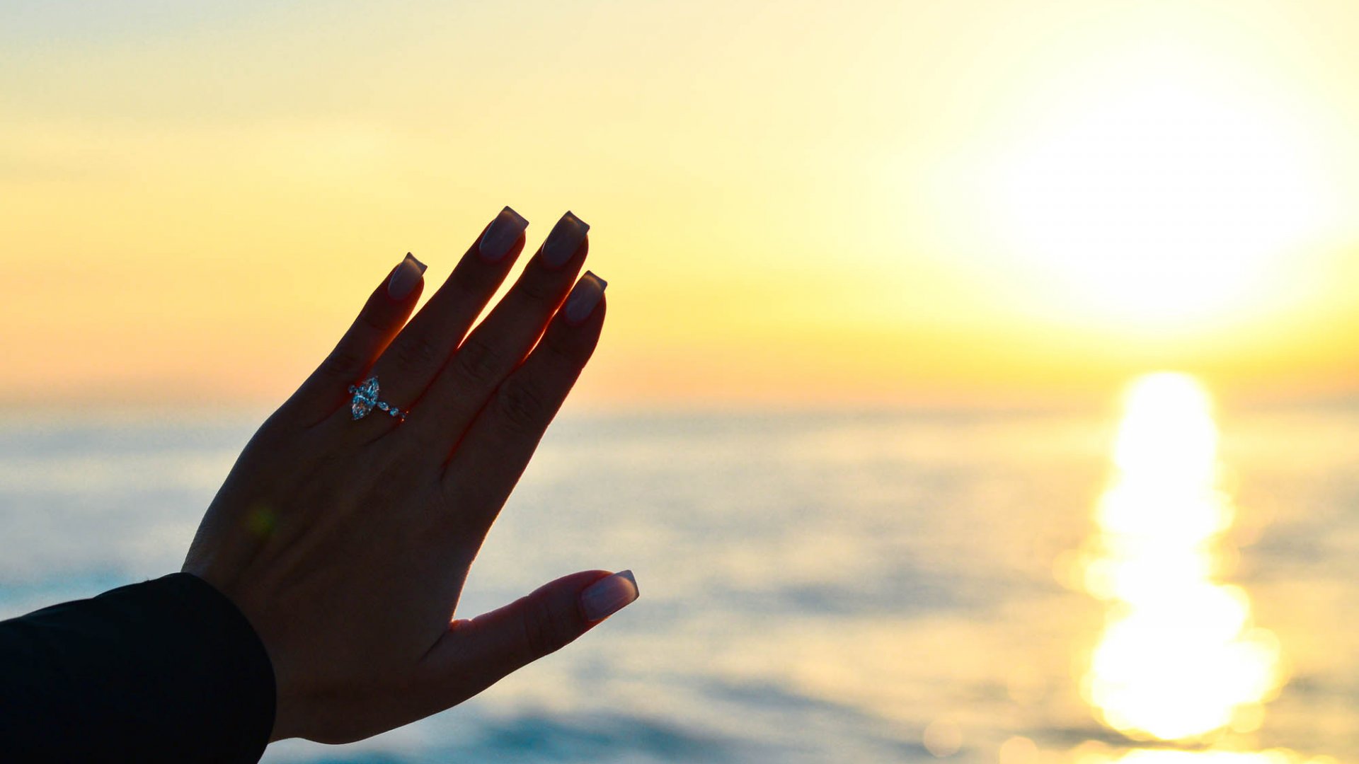 Step-by-Step Guide: How to Plan Your Marriage Proposal on a Boat