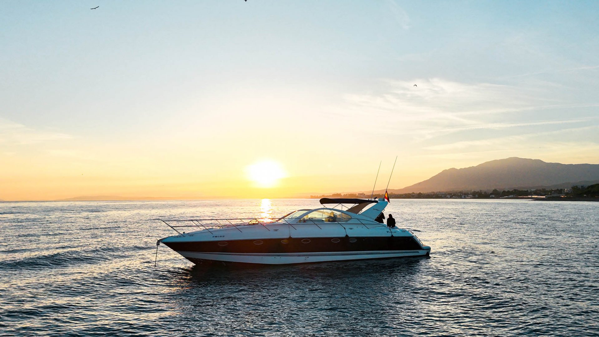 Step-by-Step Guide: How to Plan Your Marriage Proposal on a Boat