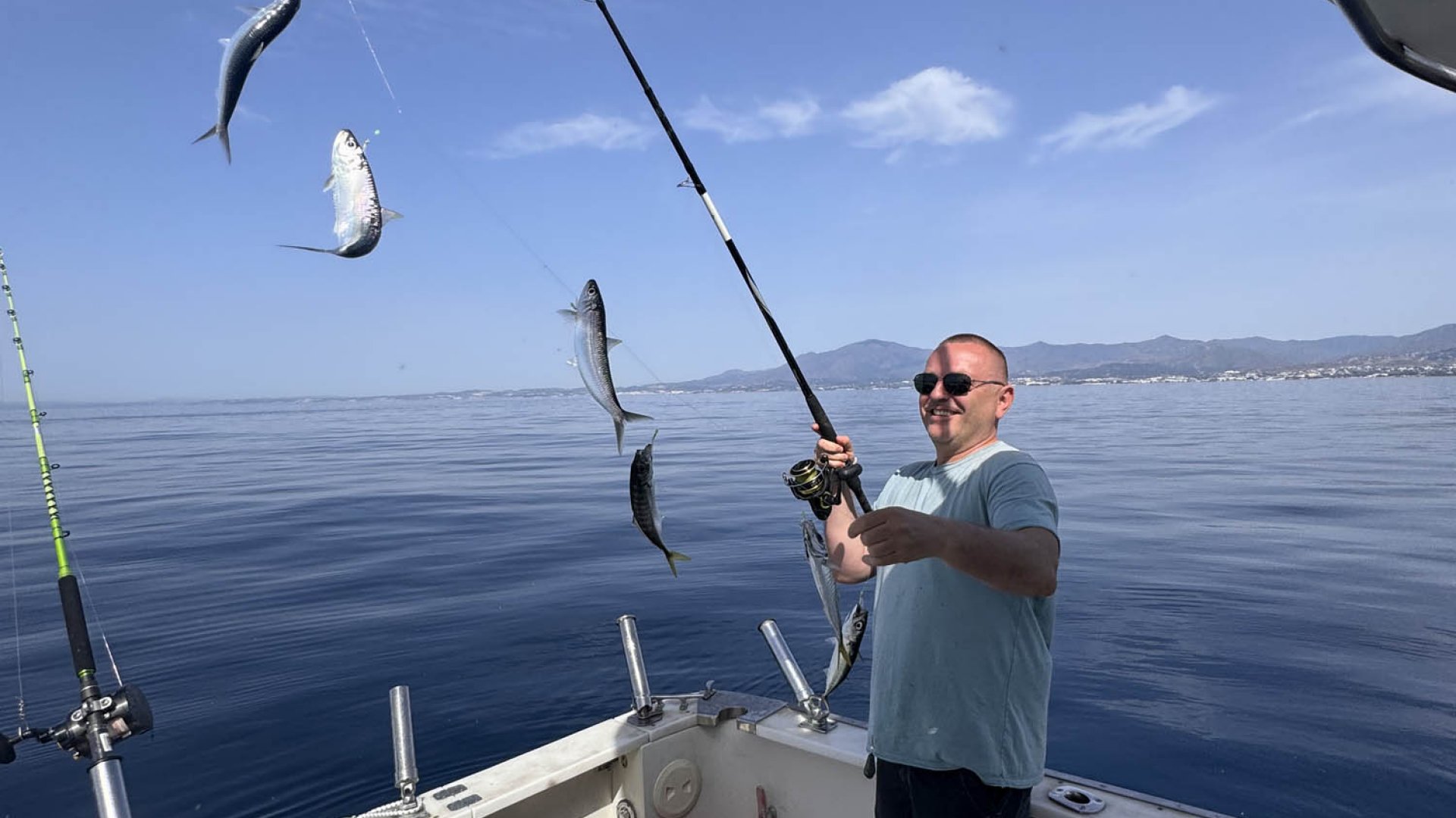 Shared boat trips in La Romana Marbella: sailing made accessible for everyone