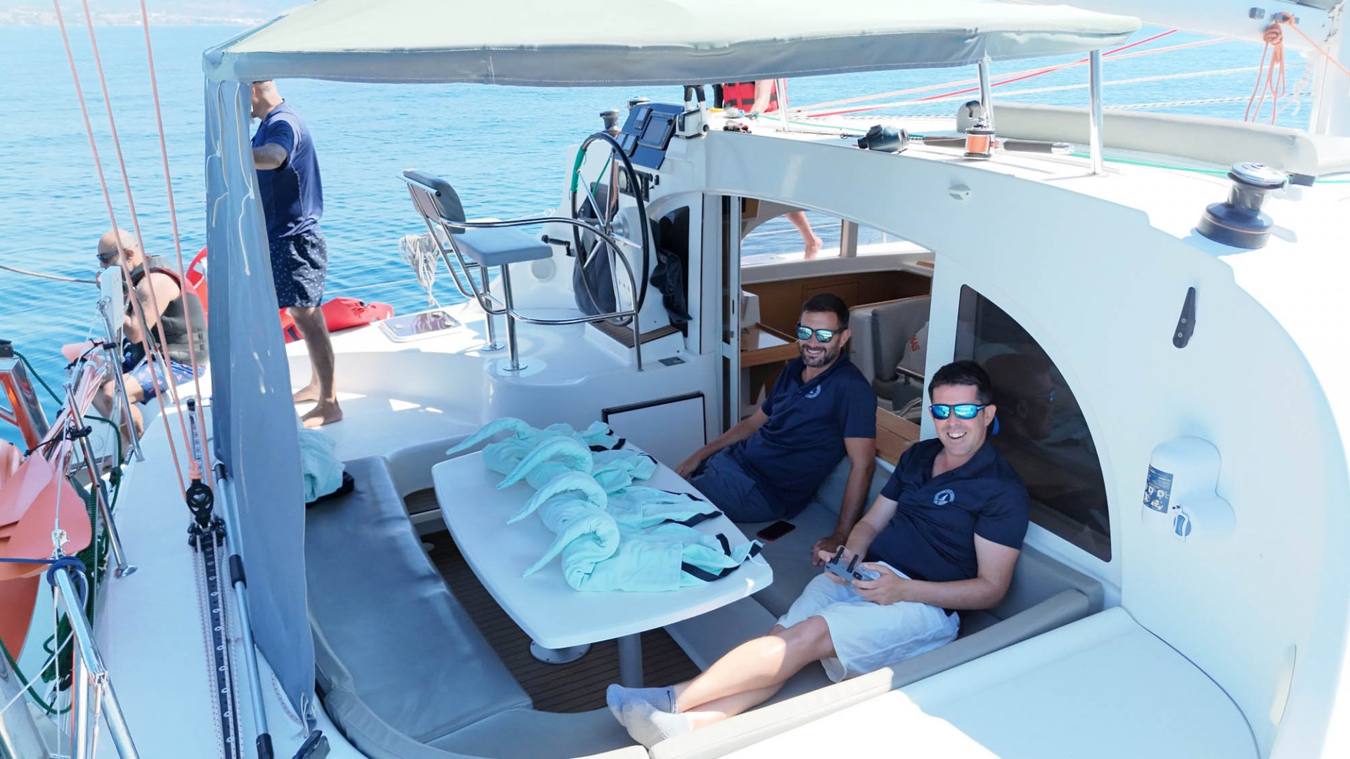 12m Catamarán 12pax