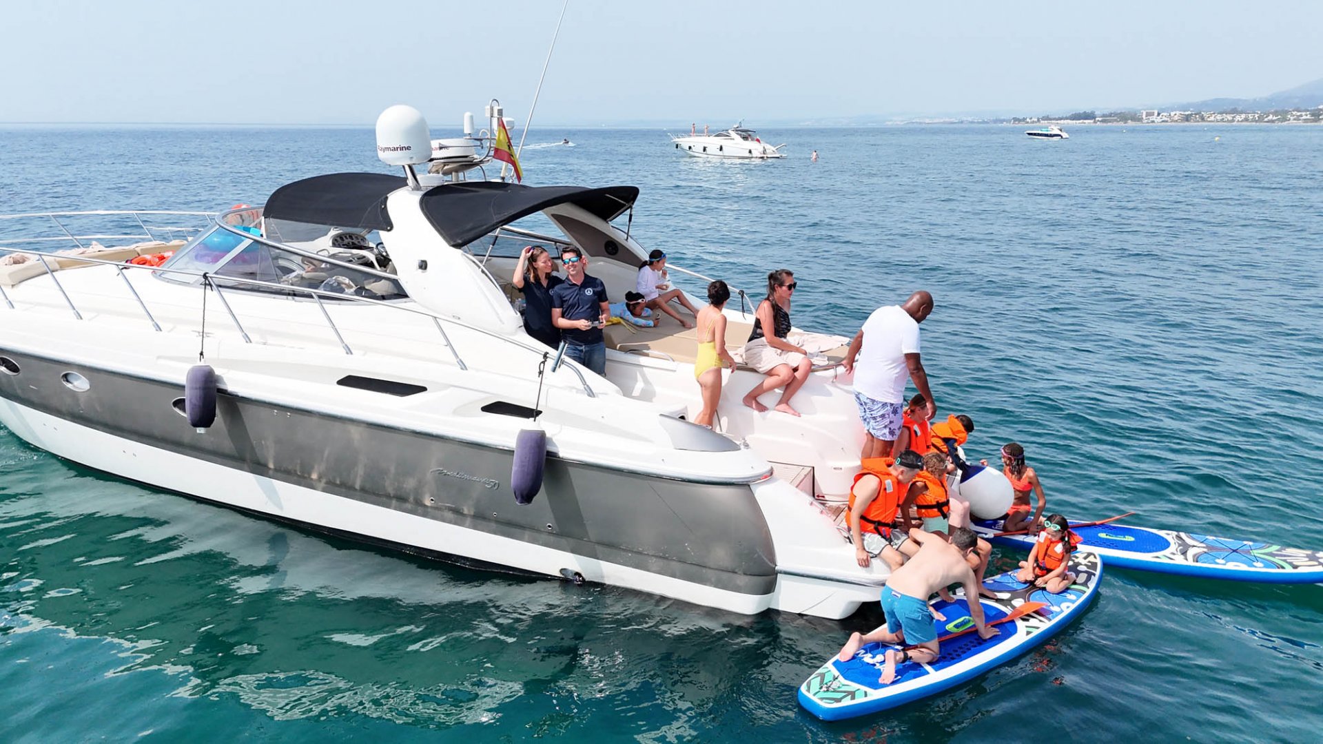 15m Yacht Cranchi 12pax