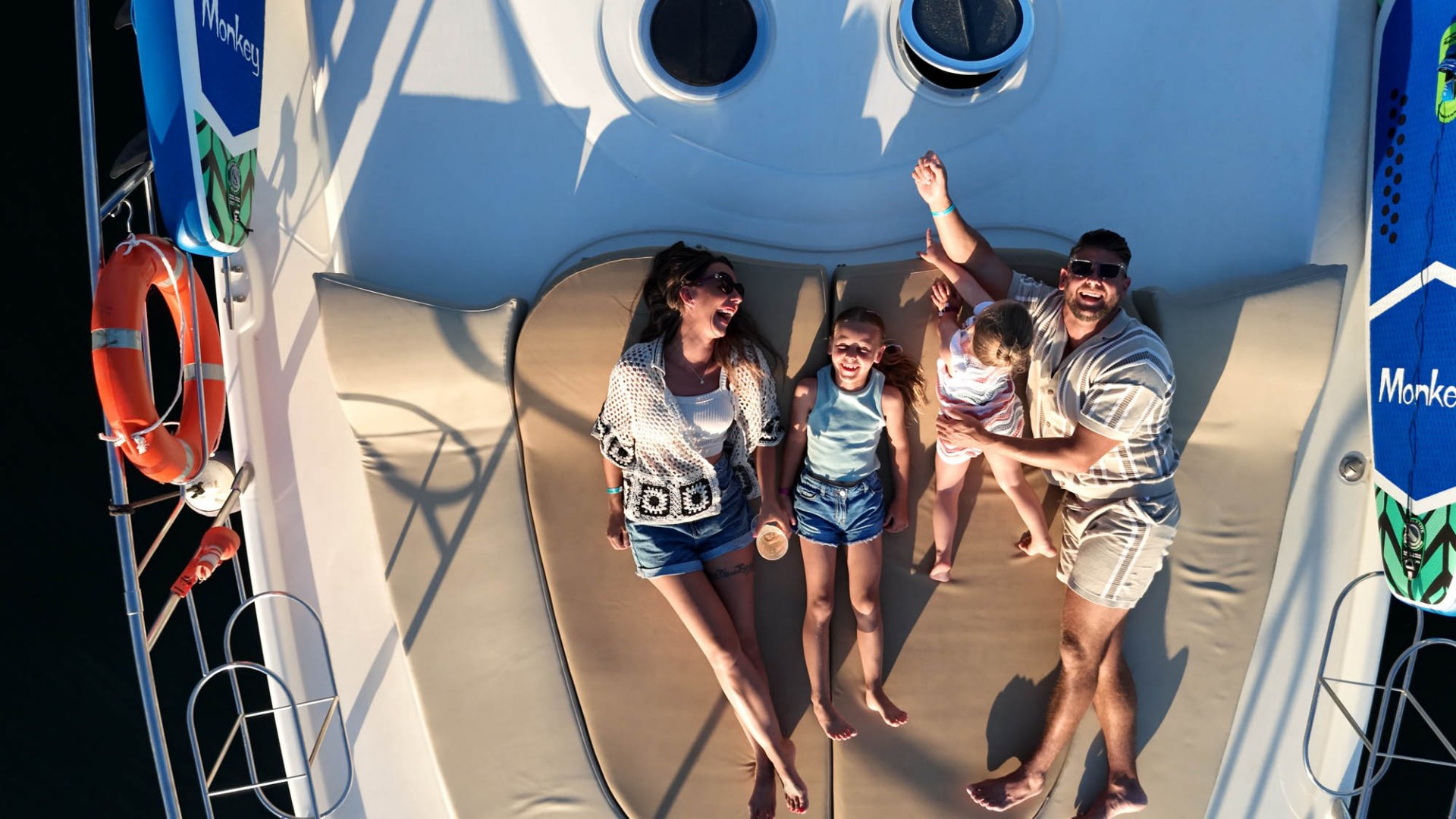 15m Yacht Cranchi 12pax