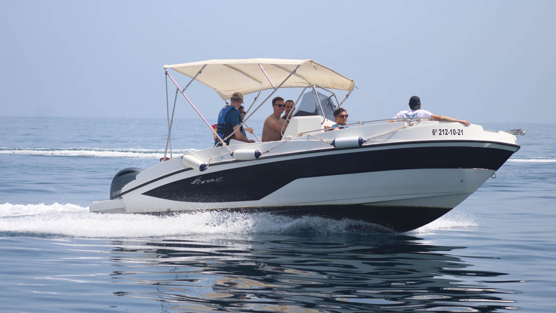 6m lancha Nireus 620 12pax