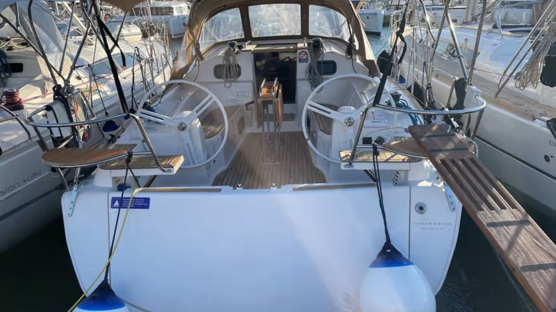 12m Velero 11 pax Elan