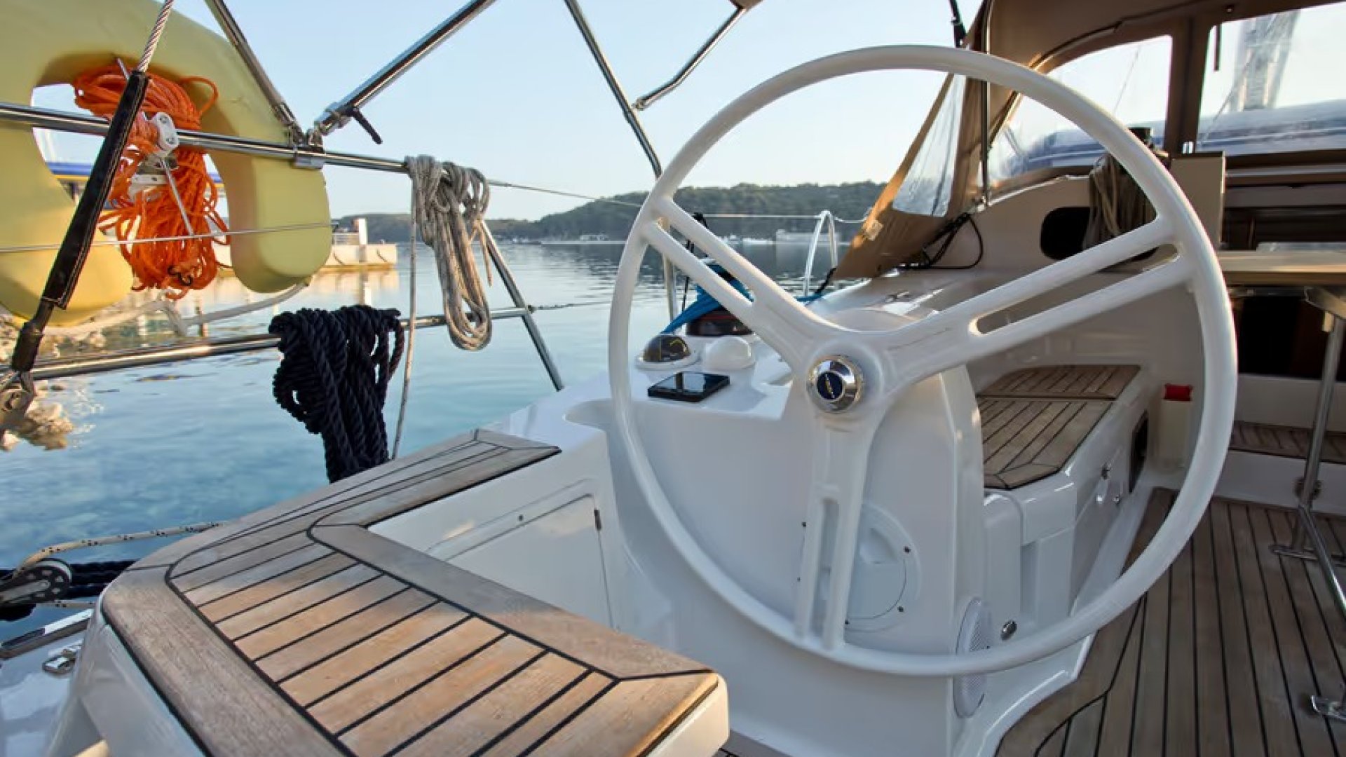 12m Velero 11 pax Elan