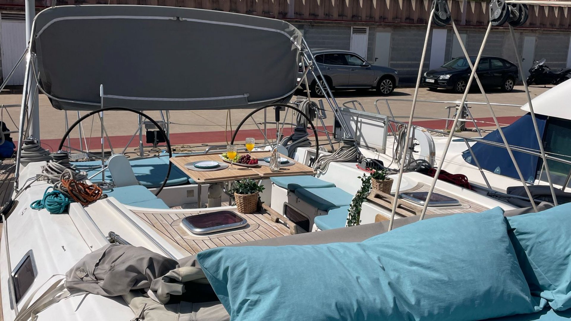 16m Sailing boat 10 pax